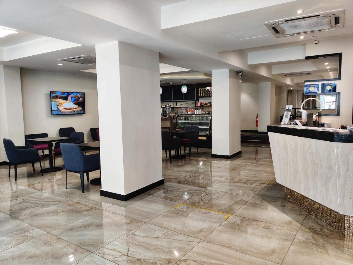 Meriton Inn Κουαντάν Εξωτερικό φωτογραφία
