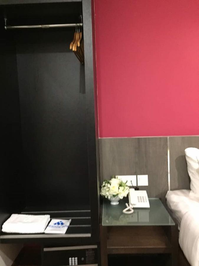 Meriton Inn Κουαντάν Εξωτερικό φωτογραφία